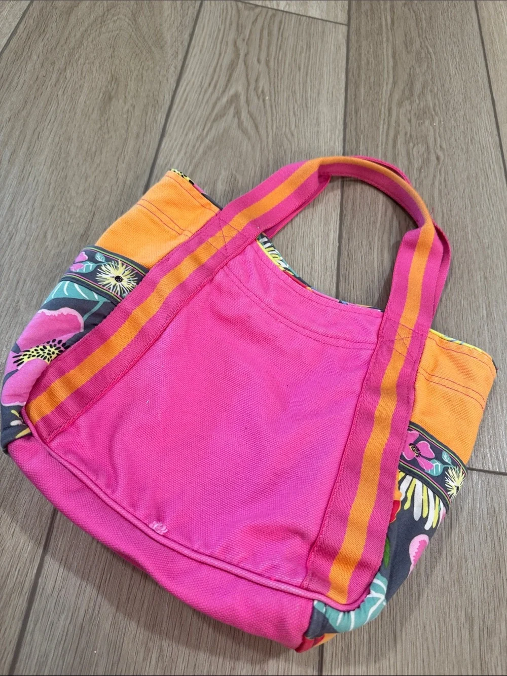 Vera Bradley Small colorblock tote in Jazzy Blooms M Embroidered